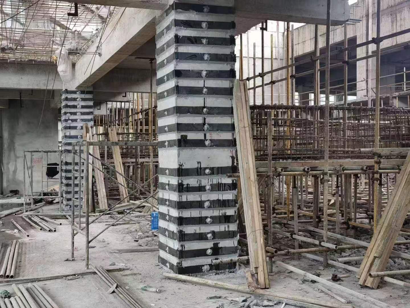 贵州柱子包钢加固施工方案